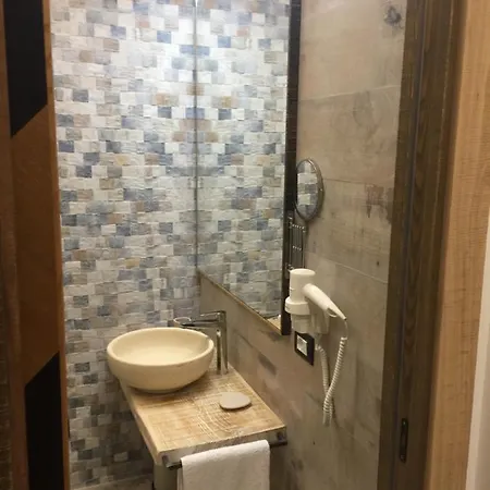 Domus Vesuvio 3* سان جورجو أ كريمانو