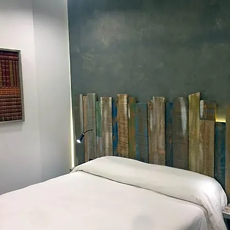 Domus Vesuvio Couette-café 3*